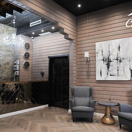 Guest House Chalet Тараз Екстериор снимка